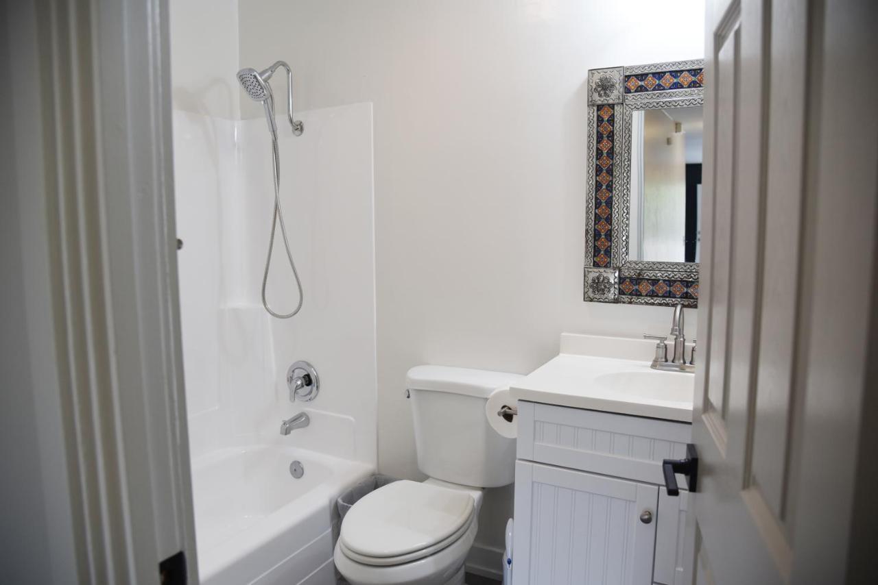 Mile To Beach! Private, Family & Pet Friendly Oasis! Pool Table & Hot Tub! Oceanside Exteriör bild