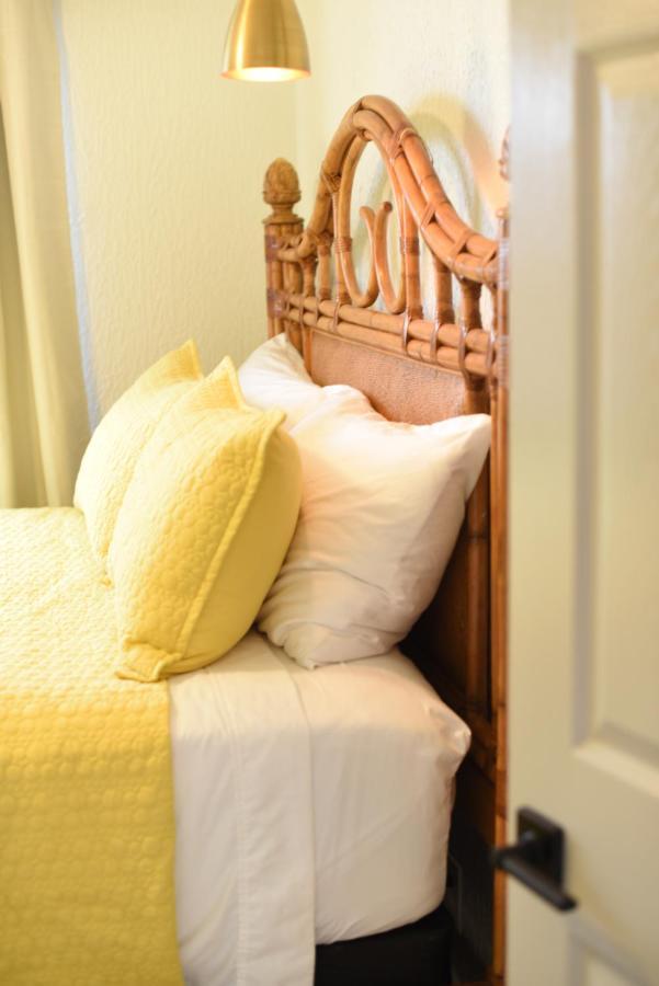 Mile To Beach! Private, Family & Pet Friendly Oasis! Pool Table & Hot Tub! Oceanside Exteriör bild