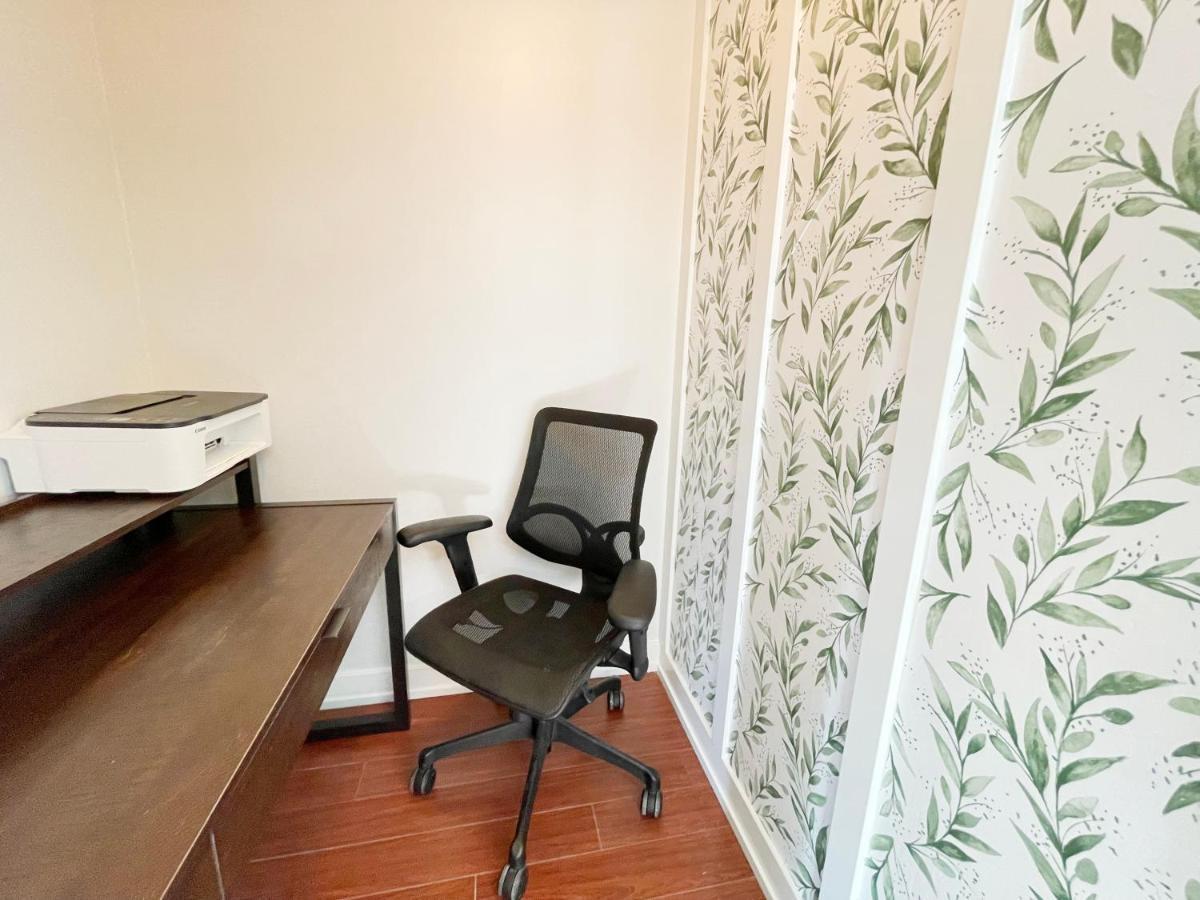 Mile To Beach! Private, Family & Pet Friendly Oasis! Pool Table & Hot Tub! Oceanside Exteriör bild